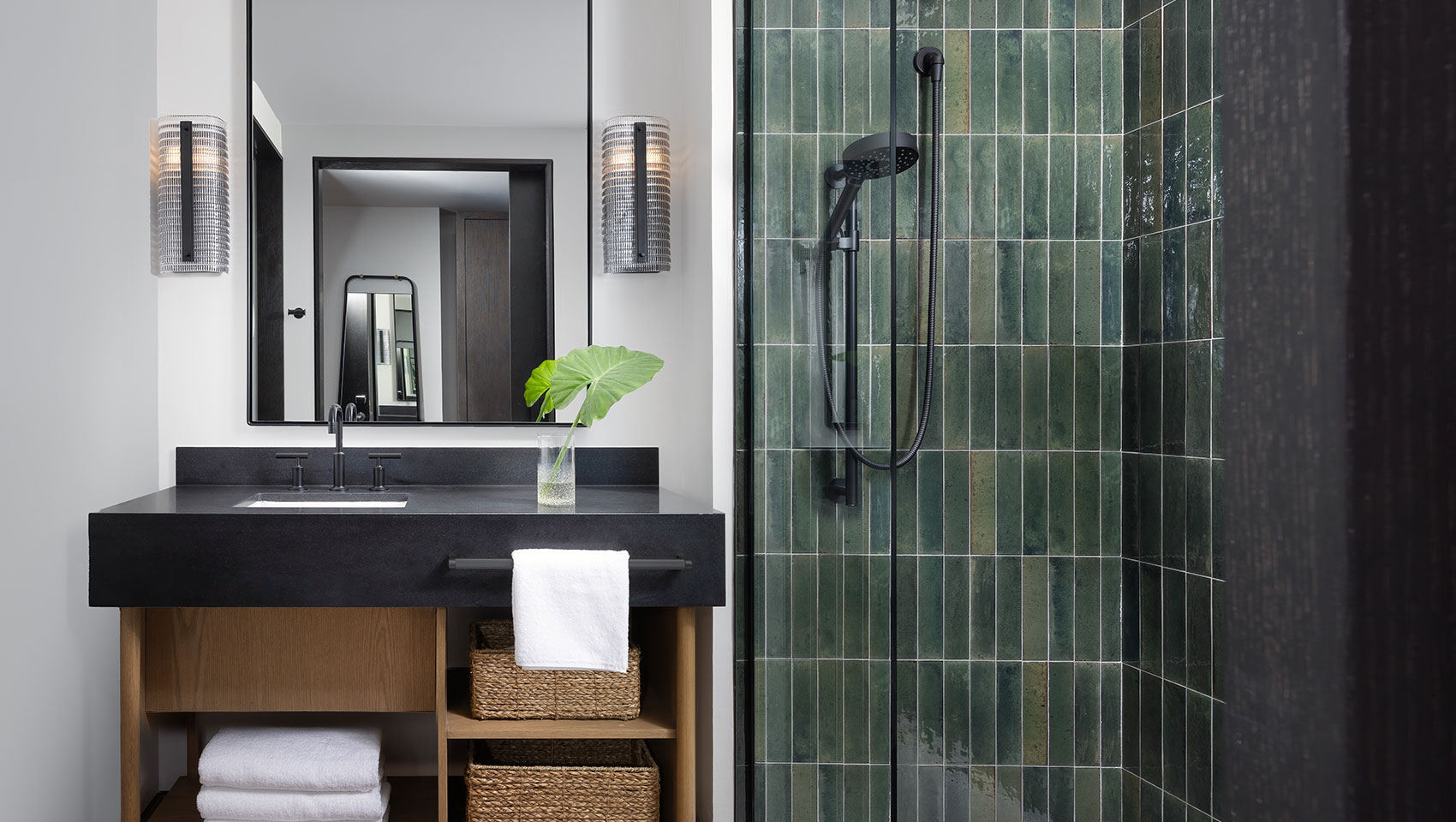 kimpton santo bathroom