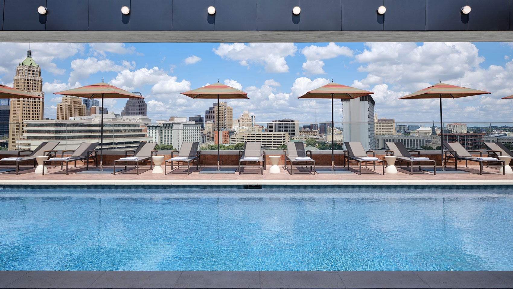 Kimpton Santo Rooftop Pool