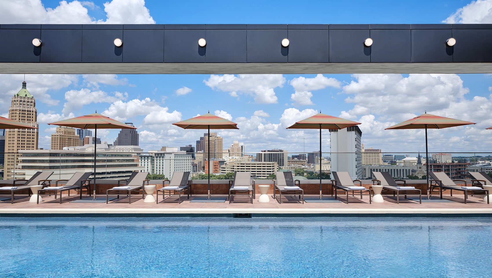 Kimpton Santo Rooftop Pool